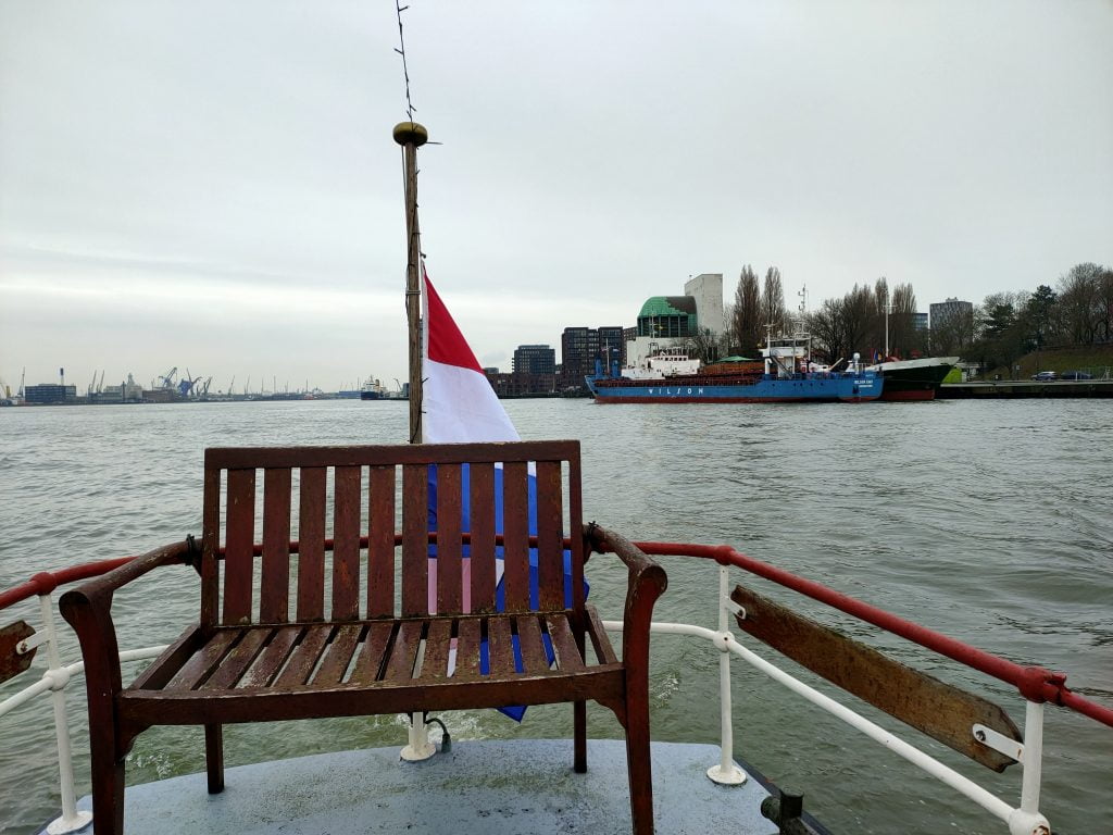 Zicht op de Maastunnel